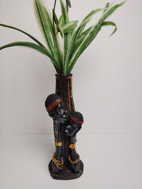 Decorative Resin African Tribal Couple Sculpture Vase with Gold/Maroon Trim 9"